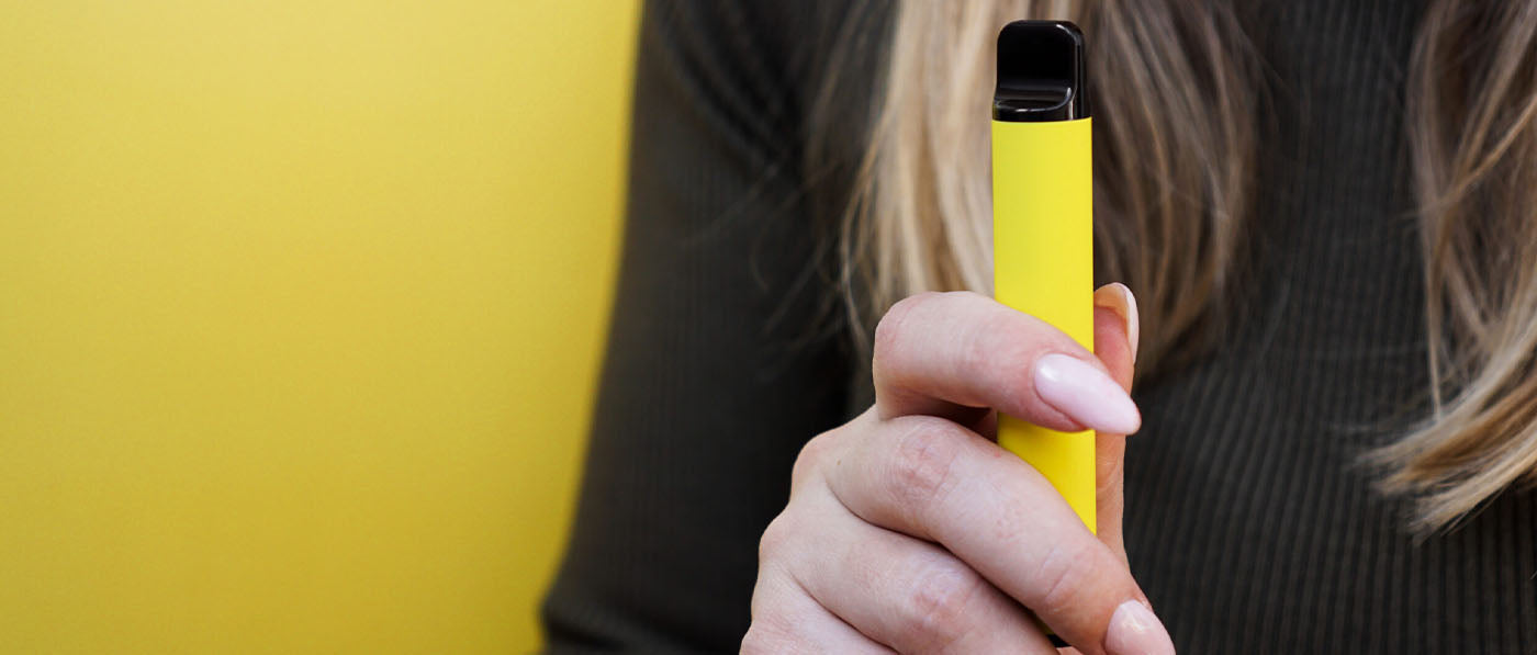 How can you tell if someone is secretly vaping?